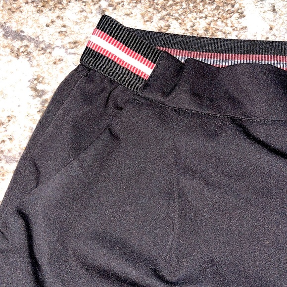 ❌Sold Zara women’s black straight leg ankle pant with pockets - Picture 2 of 7